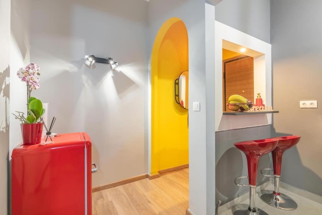 The Hostmaster Hollywood Space Studio Athen Eksteriør bilde